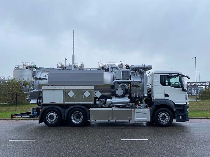 KOKS EcoVac ADR and SIR vacuum truck for HCI Industrial Services